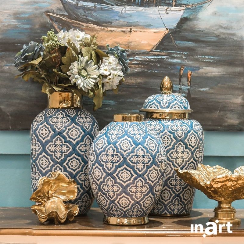 INART ΒΑΖΟ ΚΕΡΑΜΙΚΟ ΜΠΛΕ/ΛΕΥΚΟ Φ23Χ44 Inart 3-70-046-0030