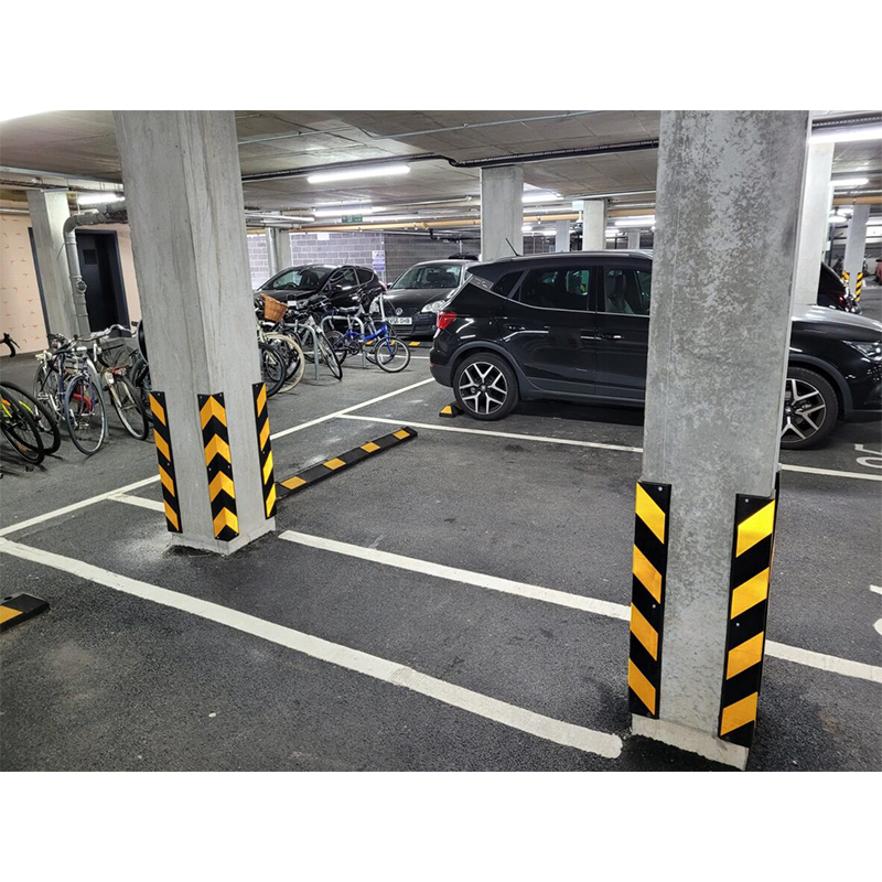 ΓΩΝΙΑ ΠΡΟΣΤΑΣΙΑΣ PARKING ΛΑΣΤΙΧΕΝΙΑ ΥΨΟΣ 80cm ΜΕ ΑΝΑΚΛΑΣΤΙΚΕΣ ΤΑΙΝΙΕΣ